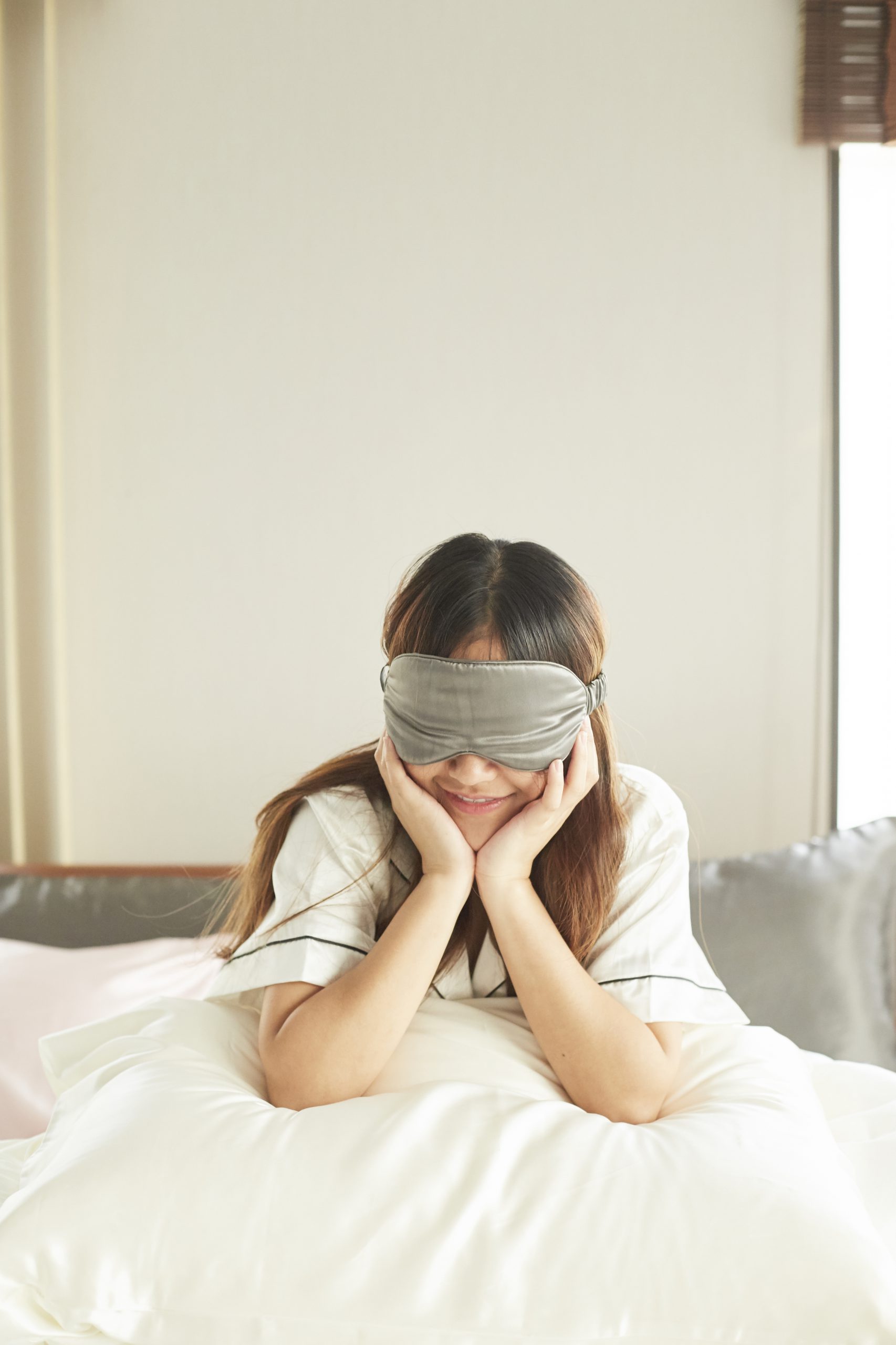 SilkCha Sleep Mask - Charcoal